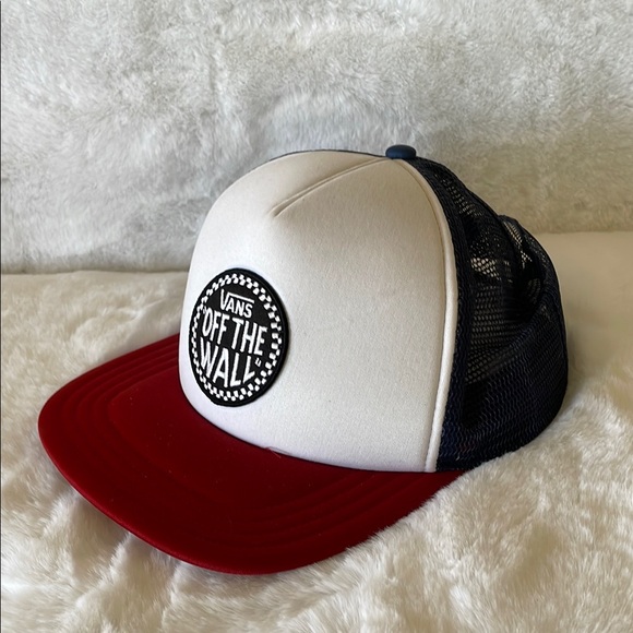Vans Other - Vans Off The Wall Trucker Hat